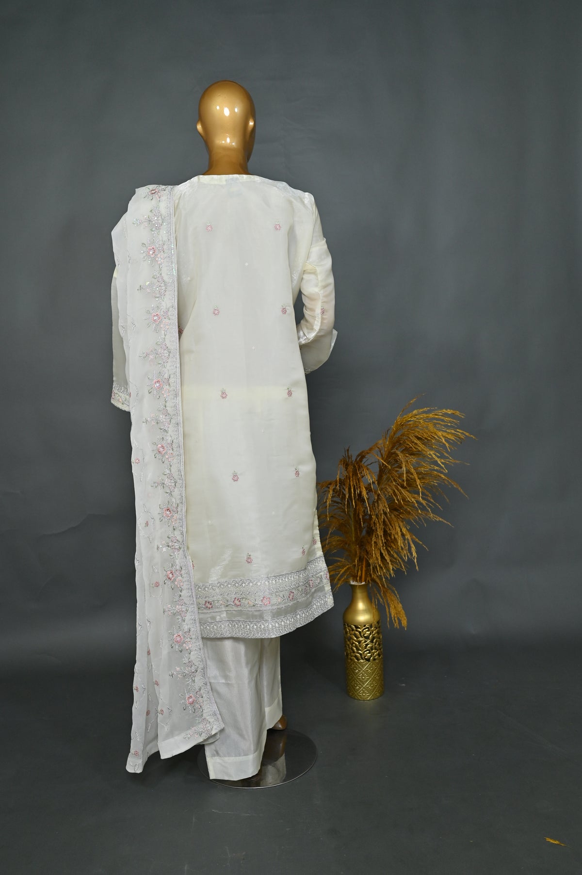 NAYAB-04